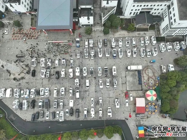 房车网 房车网
