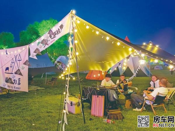 “露营热”激发石家庄旅游新活力 “露营热”激发石家庄旅游新活力