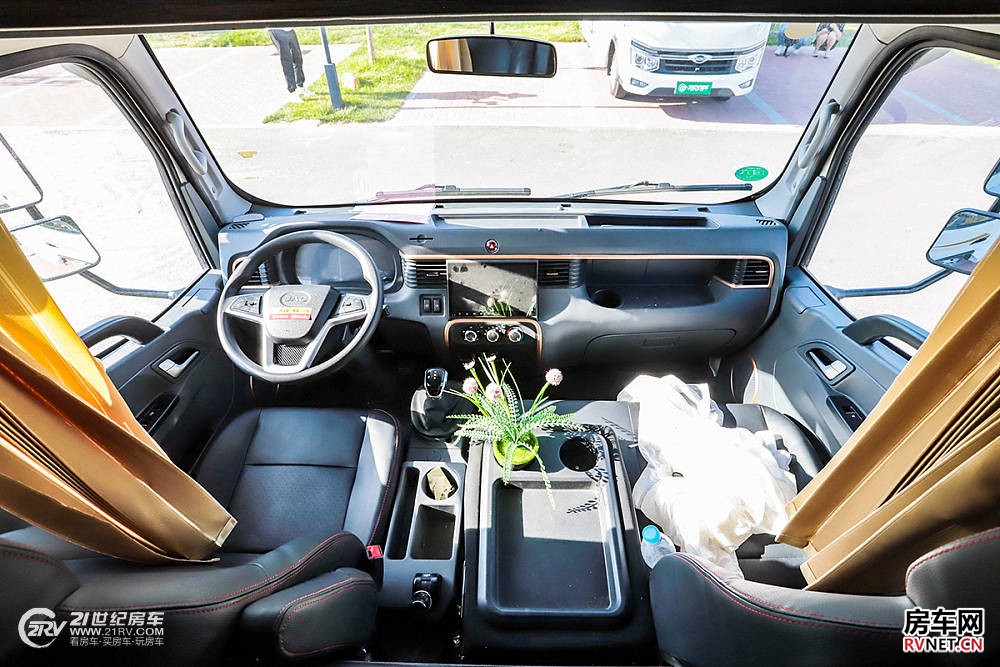 新能源混动房车上市!轻卡又一黑马!实拍科发梦想家混动VS_11 新能源混动房车上市!轻卡又一黑马!实拍科发梦想家混动VS_11