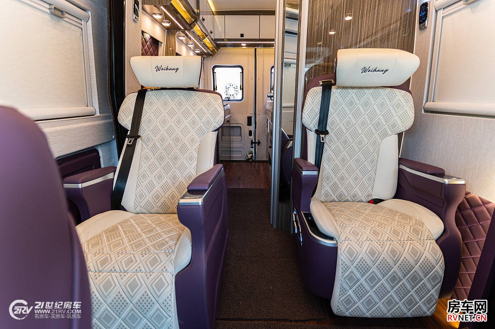 实拍卫航房车“黑豹”,带给你不一样的豪华美式大旅居!_17 实拍卫航房车“黑豹”,带给你不一样的豪华美式大旅居!_17