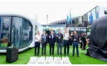 上海宽睿苹果舱露营房车在国家会展中心首发