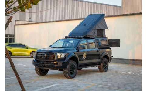 山海炮HI4-T轻旅版凭借非承载式车身、智能四驱系统及模块化生活舱设计，实现了从城市通勤到野外探险的全能覆盖