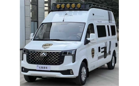 国内房车销量前十品牌七狼房车推出的V80Pro房车，以229800元的20万级预算，给出了“满配解决方案”