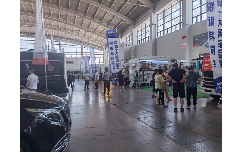 房车行业发展现状及竞争格局 短途旅游及露营兴起推动市场发展