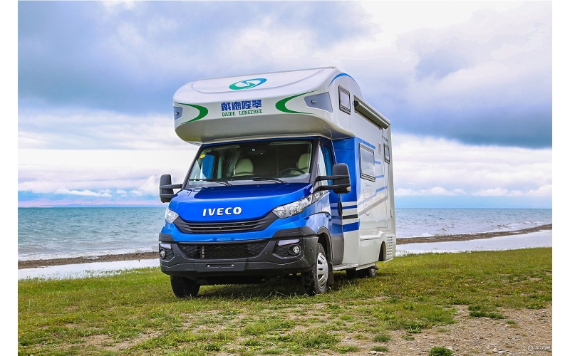 诗和远方的承载者 带你体验进口依维柯房车