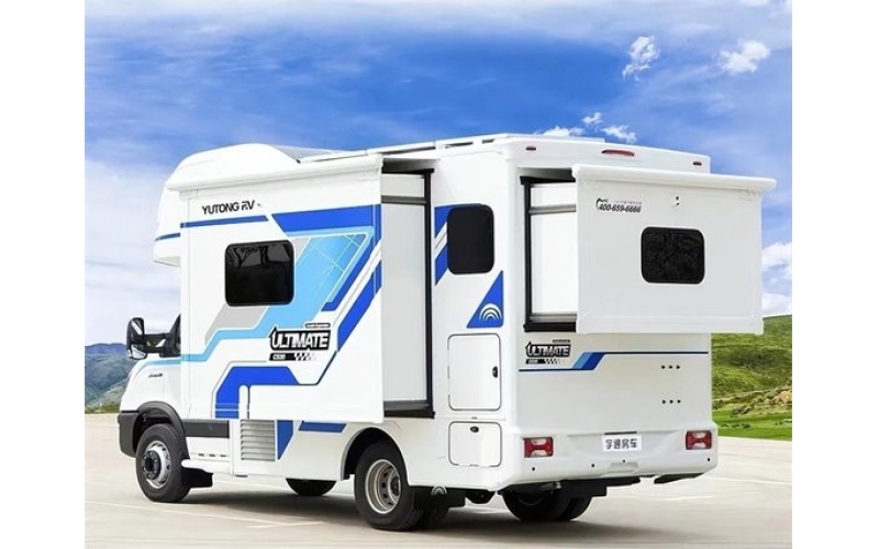 新款宇通C535双拓展 6.5吨房车现车在售