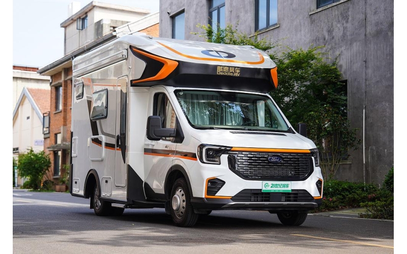 结构设计显功底，大水大电叠加无敌内净高！戴德T8驭风小额头房车