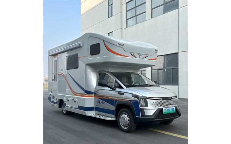 20万的五菱新能源房车，不仅做到水电无忧