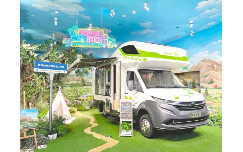 房车爆火，销量创纪录！这届年轻人偏爱“车轮上的豪宅”