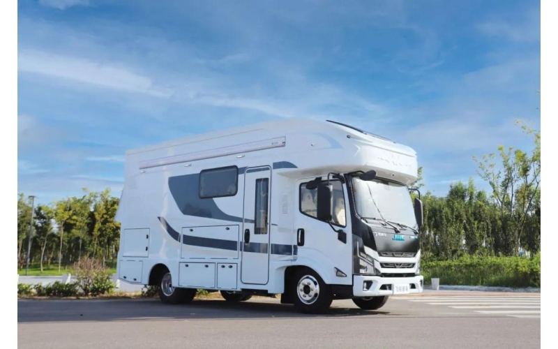 全车60度电 还有双厨双卫 再加上多变空间 飞翔元界·e佳