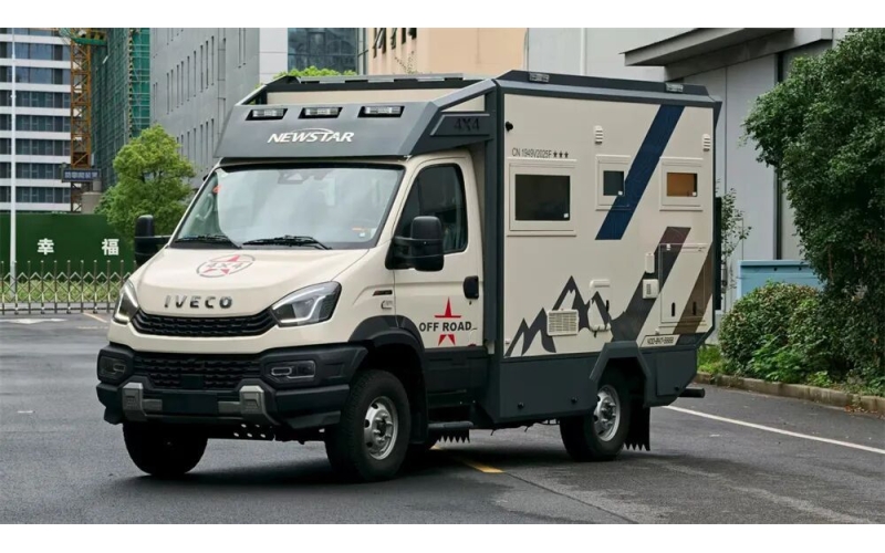 基于依维柯欧霸4×4专业越野轻客底盘打造的C型房车，新星Y600C自发布起就备受越野玩家青睐