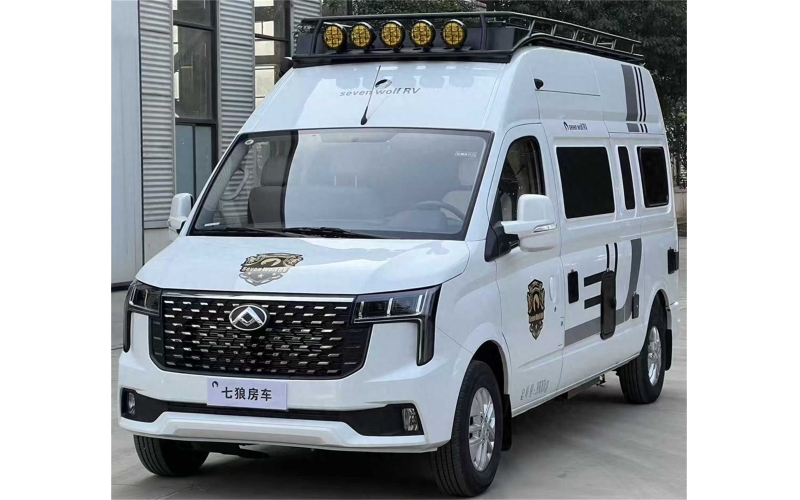 国内房车销量前十品牌七狼房车推出的V80Pro房车，以229800元的20万级预算，给出了&ldquo;满配解决方案&rdquo;